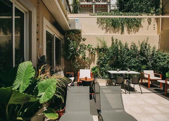 The Felix 10 Bed & Breakfast Lisbon